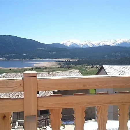 Maison De Village Renovee 4 Chambres Avec Vue Sur Lac - Fr-1-593-6 Semesterbostad